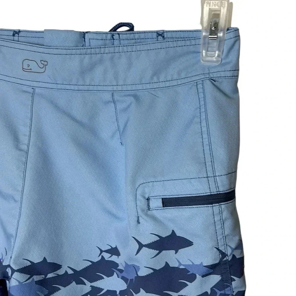 Vineyard Vines short swim trunks,men size 28.Blue, side zip pocket,whale,logo - Picture 9 of 15